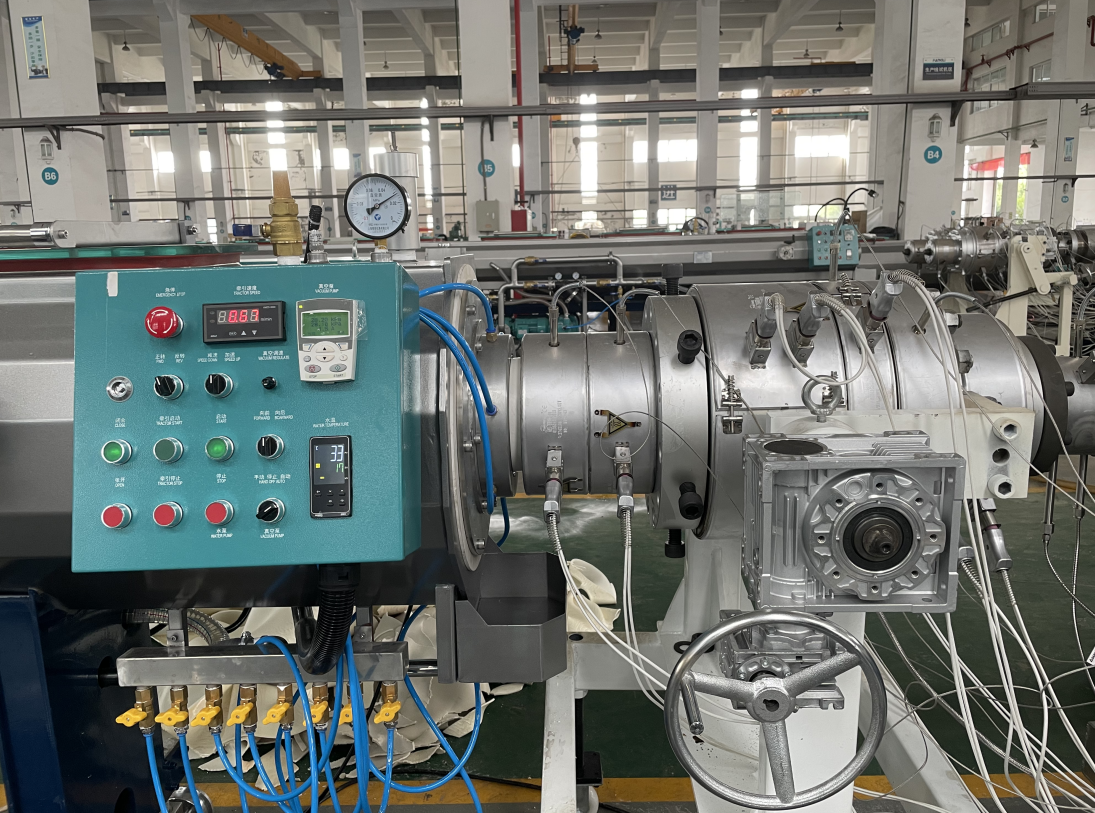 PVC Pipe & PVC Pipe Extrusio Line