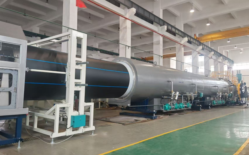 Alta crassitudo et tibiae magnae diametrales: quomodo cavendum est in fistula fistulae extrusionis?